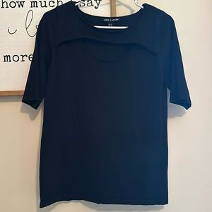 Cable & Gauge women’s medium black cut out top